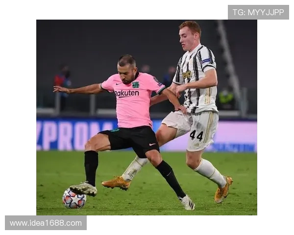 巴萨与尤文图斯激战正酣最终结果揭晓引发球迷热议